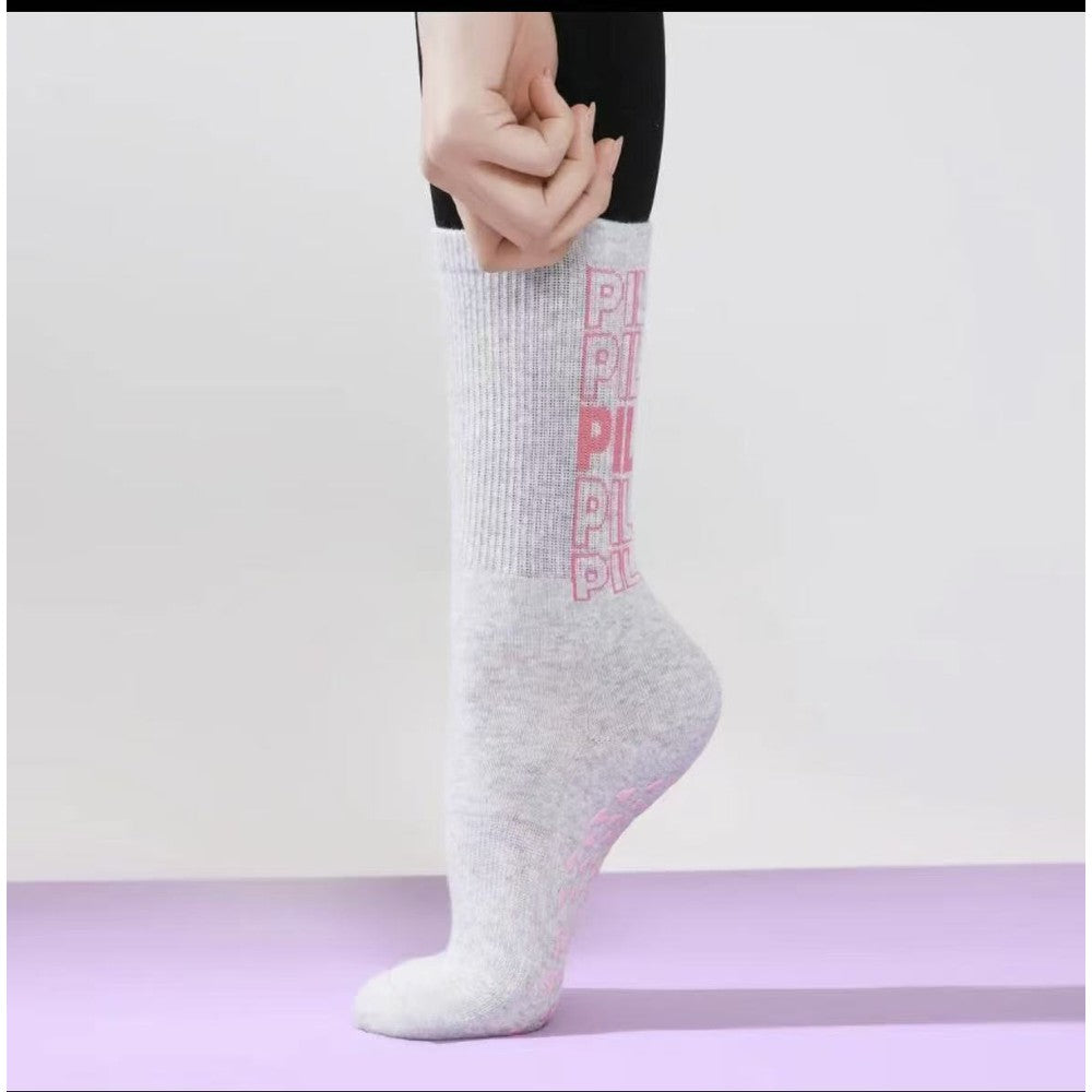 MISOX Studio | Pilates Slogan Non-Slip Crew Socks
