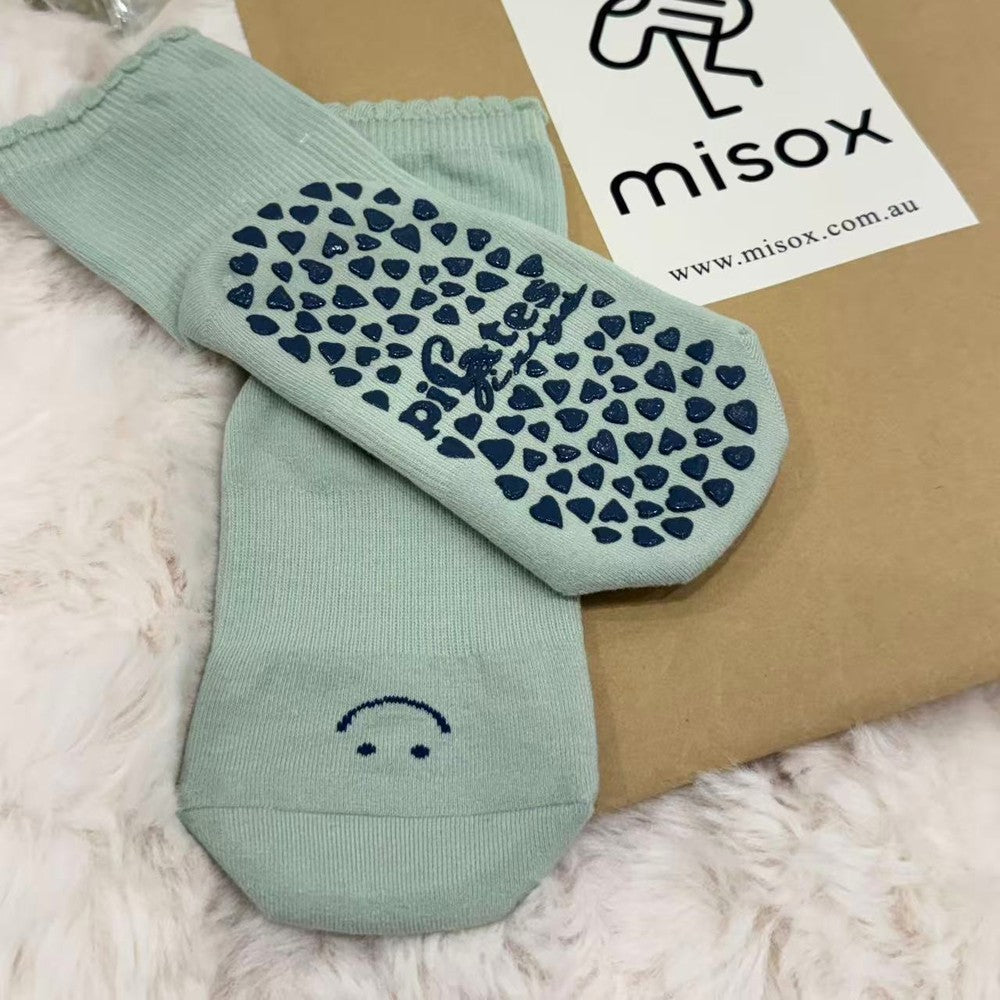 MISOX Studio | Smile-Face Pilates Grip Socks